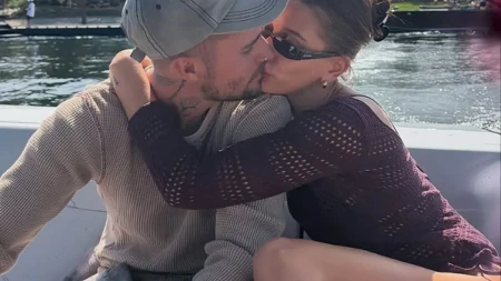 "Grli nju, a misli na bivšu": Pevač se oženio, ali nije pobegao od prošlosti