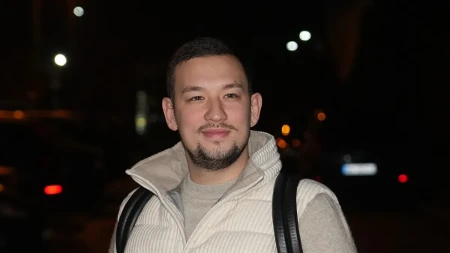 Napadnut Uroš Živković! Hitno prekinut nastup: "Nađe se jedan majmun..." 