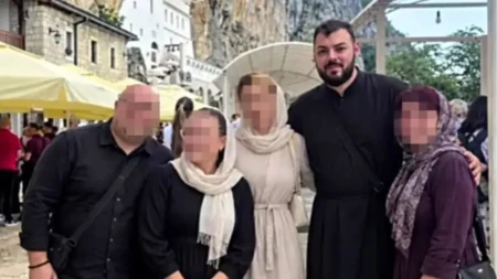 Sloba Vasić pronašao spas u veri! Krenuo put Milana Stankovića, isplivala pevačeva fotografija u mantiji 