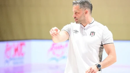 Ništa od trofeja za Alimpijevića, Fener ubedljivo slavio