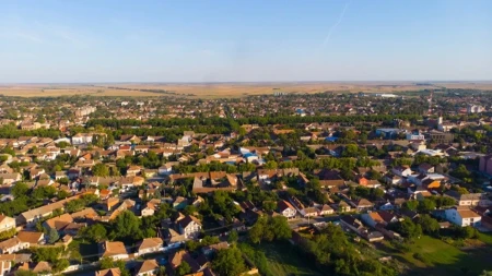 Kuća kod Kikinde na prodaju za 10.000 evra - ima veliku baštu, garažu i voćnjak, ali postoji jedan važan detalj