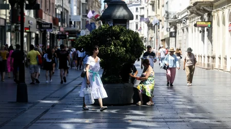 Vremenski rolerkoster u Srbiji: Temperatura skače za 20 stepeni, pa stižu kiša i pljuskovi