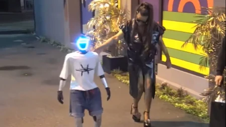 "Ana Nikolić se prepila" Mreže bruje o pevačicinom ulasku u "Elitu 10" i njenom ponašanju! (FOTO)