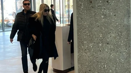 Otac naše pevačice radi na pijaci, neće ni dinar da uzme od ćerke: "Prodaje toalet papr, a bolestan je"