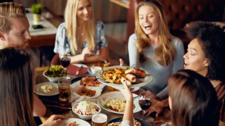 Nije bitan samo jelovnik: Iskusna kuvarica otkriva kako da znate da li je restoran loš