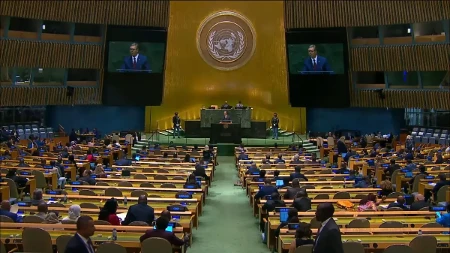 "Upozoravam sve vas ovde koji pripadate globalnom jugu: sve ugovore koje potpisujete sa velikim silama, otvorite četvore oči"