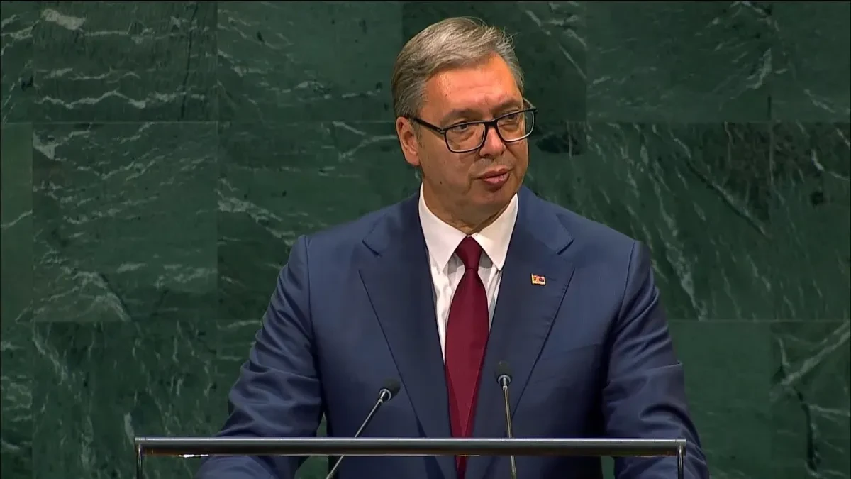 "Gazili su Srbiju, ali je nisu porazili! Srbija se podigla kao feniks iz pepela" Istorijsko obraćanje Vučića pred svetskim liderima! (VIDEO)