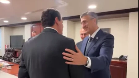 Ujedinili se Albanci i Hrvati, udruženi su protiv Srbije! Zbog presude OVK krvnicima lepe nam etiketu "genocidaša"