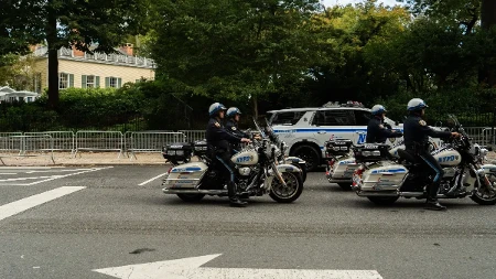 Opsadno stanje u Njujorku! Evakuisane zgrade i zatvorene ulice blizu sedišta UN zbog sumnjivog paketa