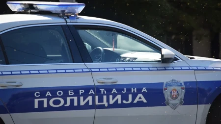 Žestok udes u Mladenovcu: Sudarili se autobus i automobil auto-škole, među povređenima i deca