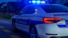 Pešak pokošen vozilom na Rakovičkom putu: Nesrećni čovek leteo nekoliko metara posle udarca