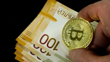 Veliki preokret među kriptovalutama - bitkoin raste, solana skočila više od pet odsto
