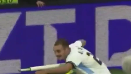 "Ljudi, to nije puška, nego štap za bilijar"