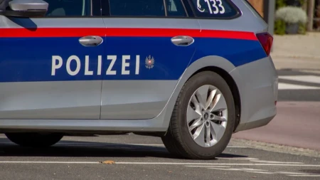 Srbin zatečen na klupi kako se samozadovoljava u šumi posle prijave dve žene: Sumnja se da ih je zlostavljao