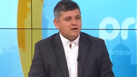 Blokaderski urednik šokirao sve plenumaše: Vučić ima podršku EU, kampanja mu je odlična