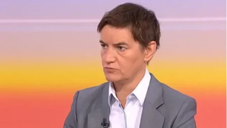 "Ne smeju da sede preko puta Vučića i kažu istinu" Ana Brnabić patosirala CRTU i Srdanovića!