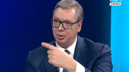 "Izbrojaćemo svaki listić" Vučić blokaderima: Nasiljem nećete na vlast!