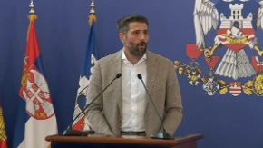 Šapić se obratio javnosti "Insistiraću na istrazi, želim da znam kako je ta gospođa povređena jer je ja nisam povredio" (VIDEO)