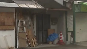 Policija pretresla prodavnicu kućnih ljubimaca, a onda zanemela: Vlasnik krio opasnu zver od 1,5 metara!
