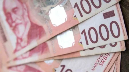 Nije samo 65.000 dinara: Evo koja vas povećanja očekuju od oktobra