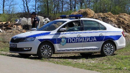 Velika zaplena u Novom Sadu: Pronađen automobil hrvatskih registarskih oznaka, evo šta je bilo u koferima (FOTO)