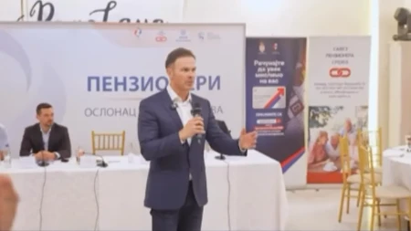 "Vi ste gradili našu Srbiju, hvala vam za požrtvovanje" Siniša Mali oduševio penzionere u Sopotu (VIDEO)