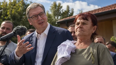 „Mene samo to treba“: Baka iz Trubarevca iznela Vučiću svoj problem, njegov odgovor sve rekao (VIDEO)