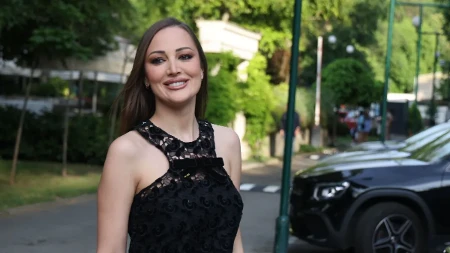 Prija i Filip krste ćerku u Hramu Svetog Save! Baba i deda prvi stigli sa Borkom i malim Aleksandrom