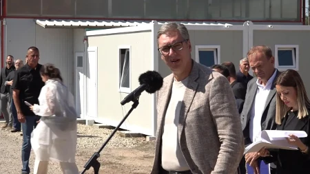 "Niko nikad nije pomislio da će neko nacizam da veliča posle 1945. godine" Vučić: Daleko im lepa kuća!