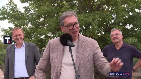 „Dobro sam, ne sekirajte se“ Vučić poslao jasnu poruku iz Čoke