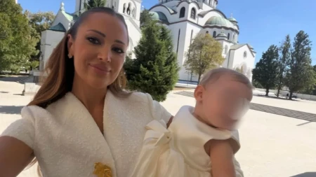Aleksandra Prijović krstila ćerku: Emotivnom porukom raznežila sve i sa fanovima podelila slavlje u domu Živojinovića