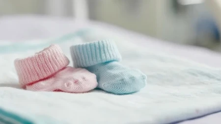 Rodila je dvoje dece istog dana, a DNK je otkrio gotovo nemoguće: Nisu ni brat ni sestra