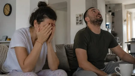 Haos na mrežama: Komentari ne prestaju da se nižu i odvratni su - evo da li bi Srpkinje bile sa siromašnim dečkom