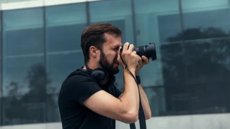 ,,Nemam ja to. Nemam ja nikoga": Od priče fotografa iz Srbije zastaje knedla u grlu