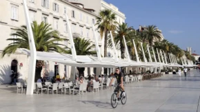 Mađari u Hrvatskoj prošli kao bosi po trnju: Najurili ih iz restorana, preselo im letovanje zbog palačinki