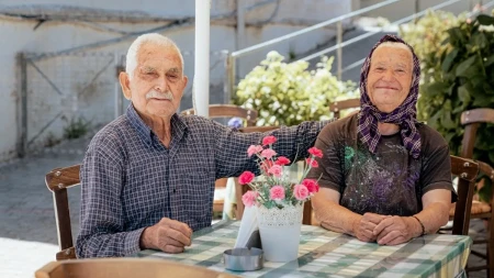 Zašto srpske babe nose marame? Otkrivamo veliku žensku misteriju, koja se mnogima neće svideti