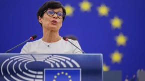 "Ne dam ti da ponižavaš zemlju i nemoj da lažeš!" Vučić odgovorio Marti Kos (VIDEO)