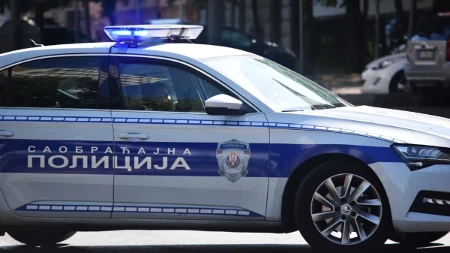 Strašan udes u Nišu, ima povređenih: Autobus sleteo sa puta, vozaču pozlilo, prvi snimak karambola (VIDEO)