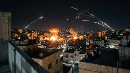 Iran napao Jordan: Zavijaju sirene, rakete lete prema Amanu (VIDEO)