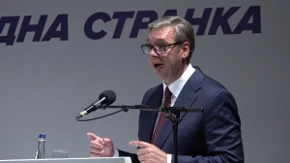 Vučić: Na SNS listi biće najuspešniji savremeni srpski naučnik Stojan Radenović