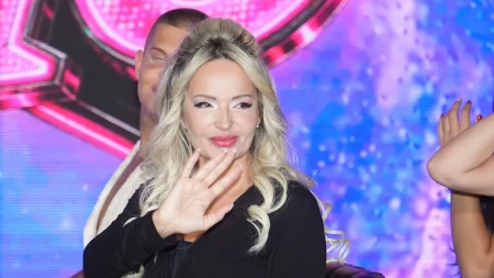 Majka poznate influenserke ušla u Elitu 10, pa urnisala ćerku: Govorila o lošem detinjstvu, ona poručila: "Prodala me je za lajk" (FOTO)