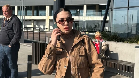 "Majka i očuh su hteli da me smeste u hraniteljsku porodicu": Pevačica o najbolnijim trenucima iz detinjstva