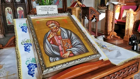 Drska krađa u crkvi!: Polomili vrata, ušli u objetak i pokrali sav novac 