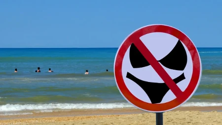 Očekivao raj pun „zečica“, a zatekao nešto sasvim drugo: Srbin prvi put otišao na nudističku plažu, pa podelio svoje iskustvo