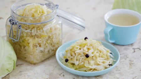 Tradicija naših baka: Najbolji recept i savet kako spremiti kupus ribanac za zimnicu na starinski način