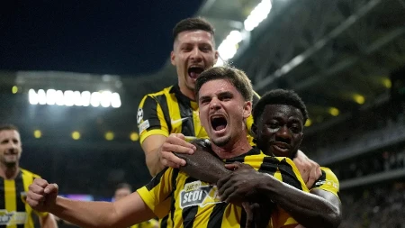 Gori Atina! Prva pobeda Marka Nikolića u Ligi šampiona, Joviću poništen gol