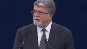 Piculi sasut odgovor direkt u bradu: „Odakle li se javlja – iz Blajburga, sa sahrane Dinka Šakića?