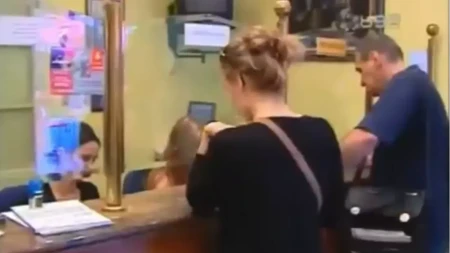 Narode, pogledajte Srbiju iz vremena Šoškića: Dinar tone, plate vrede sve manje, građani očajni zbog pada standarda (VIDEO)